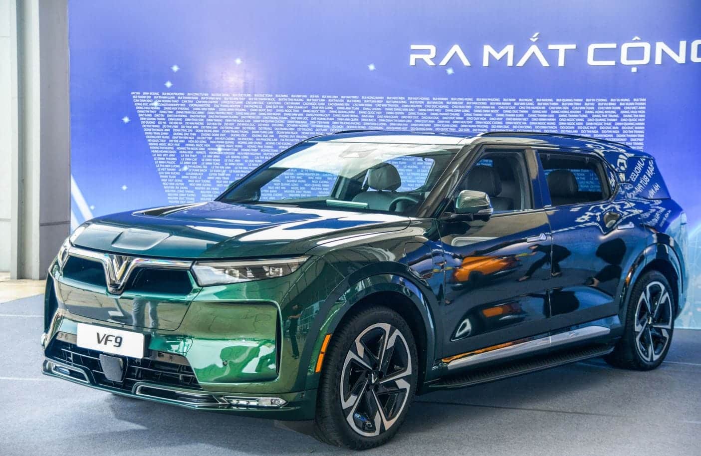 5 tháng năm 2025, VinFast bán hơn 56.000 ô tô điện - Ảnh 2 5 tháng năm 2025, VinFast bán hơn 56.000 ô tô điện - Ảnh 2