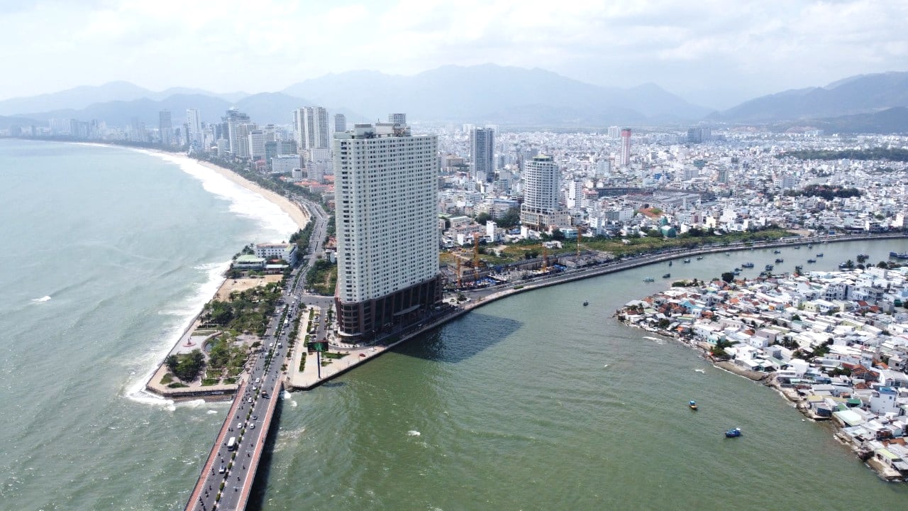 Một góc TP. Nha Trang. Một góc TP. Nha Trang. 