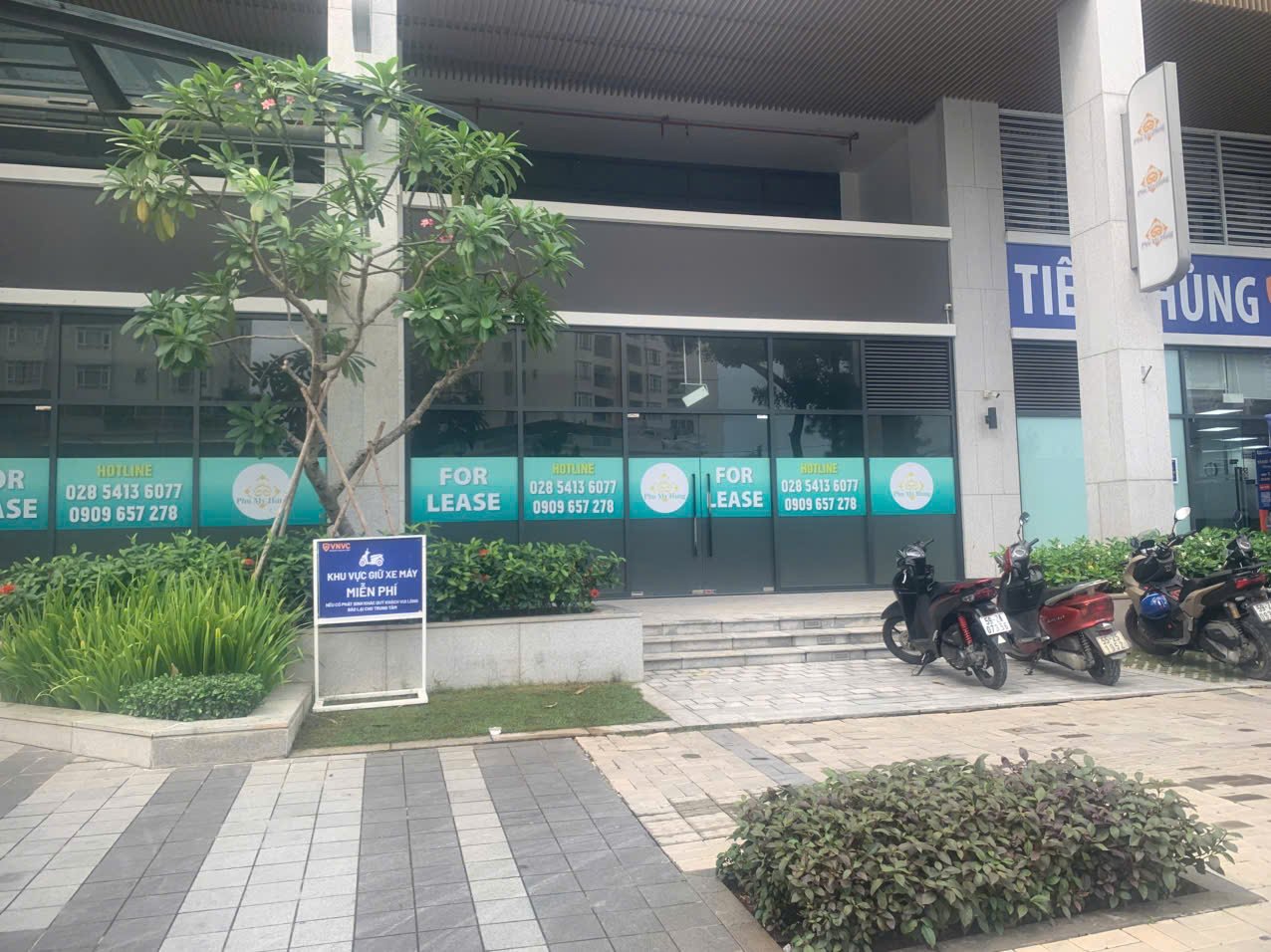 'Phố nhà giàu' Phú Mỹ Hưng đìu hiu, treo biển cho thuê dài ngày vẫn vắng khách - Ảnh 5 'Phố nhà giàu' Phú Mỹ Hưng đìu hiu, treo biển cho thuê dài ngày vẫn vắng khách - Ảnh 5