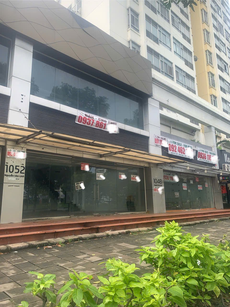'Phố nhà giàu' Phú Mỹ Hưng đìu hiu, treo biển cho thuê dài ngày vẫn vắng khách - Ảnh 3 'Phố nhà giàu' Phú Mỹ Hưng đìu hiu, treo biển cho thuê dài ngày vẫn vắng khách - Ảnh 3