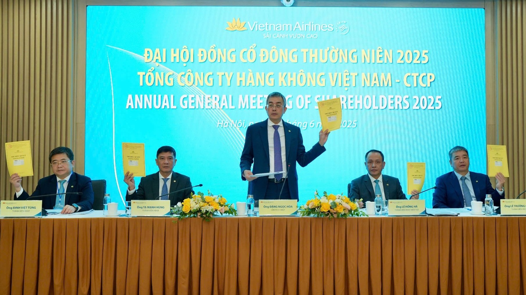 Đại hội đồng cổ đông thường niên năm 2025 của Vietnam Airlines. Đại hội đồng cổ đông thường niên năm 2025 của Vietnam Airlines. 