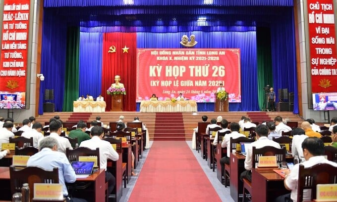 Long An thu ngân sách 5 tháng đạt hơn 17.200 tỷ đồng, tăng hơn 34%. Long An thu ngân sách 5 tháng đạt hơn 17.200 tỷ đồng, tăng hơn 34%.