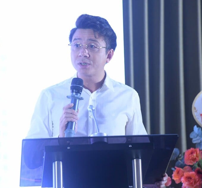 Ths. Hà Quang Hưng - Phó Cục trưởng, Cục Quản lý nhà và thị trường bất động sản, Bộ Xây dựng. Ths. Hà Quang Hưng - Phó Cục trưởng, Cục Quản lý nhà và thị trường bất động sản, Bộ Xây dựng.