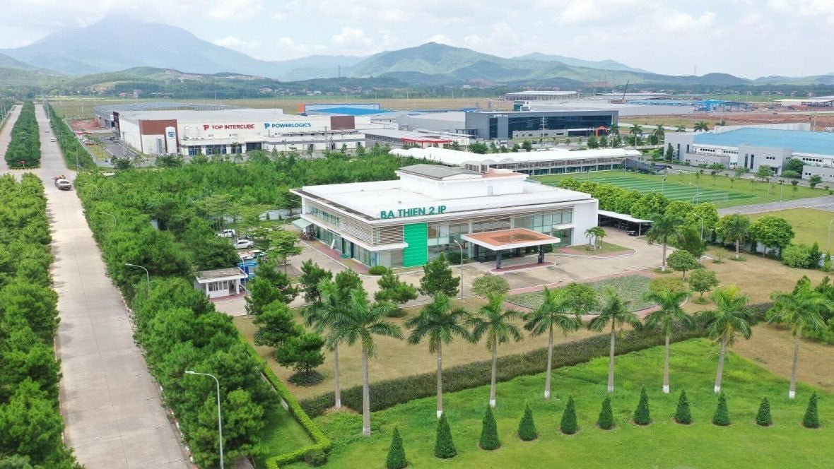 Doanh nghiệp nhà ở 'lấn sân' sang BĐS công nghiệp, liệu có dễ ăn? - Ảnh 2 Doanh nghiệp nhà ở 'lấn sân' sang BĐS công nghiệp, liệu có dễ ăn? - Ảnh 2