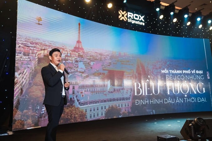 Đại diện ROX Signature giới thiệu về hành trình kiến tạo một biểu tượng đô thị mới bên cầu Rồng. Đại diện ROX Signature giới thiệu về hành trình kiến tạo một biểu tượng đô thị mới bên cầu Rồng. 