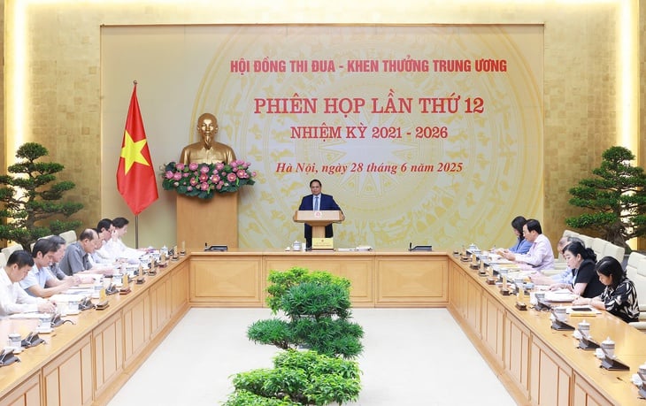 Phát động các phong trào thi đua yêu nước - Ảnh: VGP Phát động các phong trào thi đua yêu nước - Ảnh: VGP