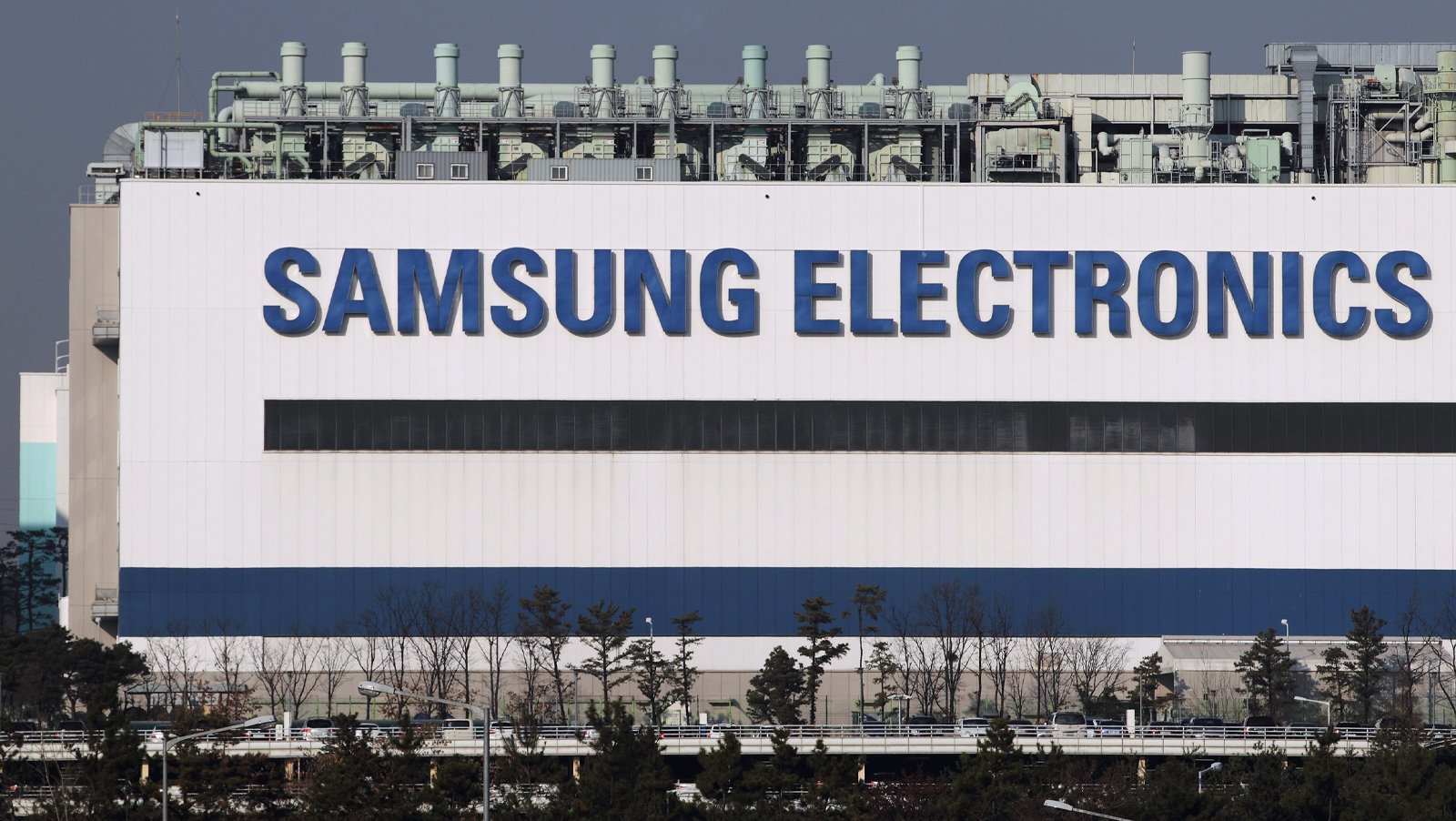 Samsung 'đắp chiếu' nhà máy 25 tỷ USD vì thiếu khách hàng - Ảnh 1 Samsung 'đắp chiếu' nhà máy 25 tỷ USD vì thiếu khách hàng - Ảnh 1