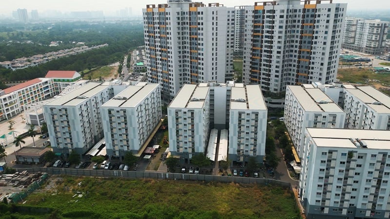 Cả nước có 692 dự án nhà ở xã hội đã được triển khai, với quy mô 633.559 căn. Cả nước có 692 dự án nhà ở xã hội đã được triển khai, với quy mô 633.559 căn.