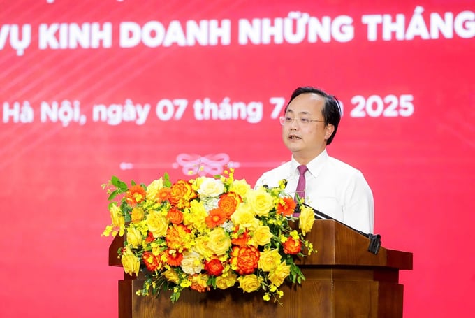Đồng chí Tô Huy Vũ - Bí thư Đảng Uỷ, Chủ tịch Hội đồng thành viên Agribank phát biểu khai mạc Hội nghị. Ảnh: Agribank Đồng chí Tô Huy Vũ - Bí thư Đảng Uỷ, Chủ tịch Hội đồng thành viên Agribank phát biểu khai mạc Hội nghị. Ảnh: Agribank