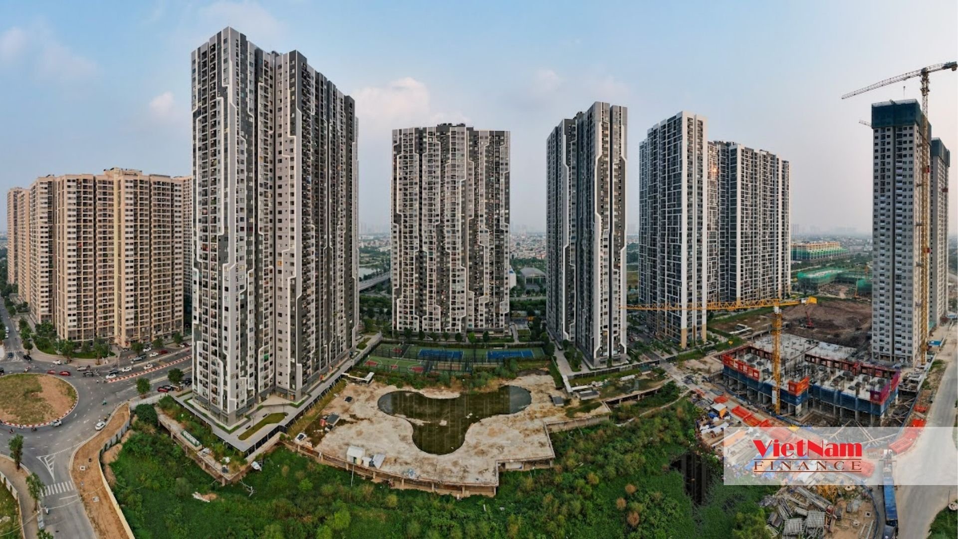Giá căn hộ tại Hà Nội lập đỉnh, trung bình vượt 79 triệu/m2 - Ảnh 1 Giá căn hộ tại Hà Nội lập đỉnh, trung bình vượt 79 triệu/m2 - Ảnh 1
