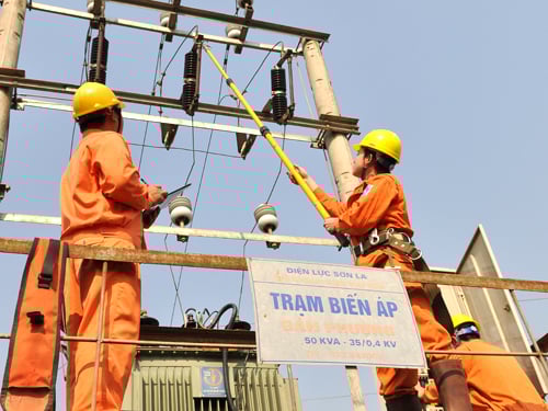 Công ty Điện lực Sơn La là một đơn vị trực thuộc Tổng công ty Điện lực miền Bắc. Công ty Điện lực Sơn La là một đơn vị trực thuộc Tổng công ty Điện lực miền Bắc. 