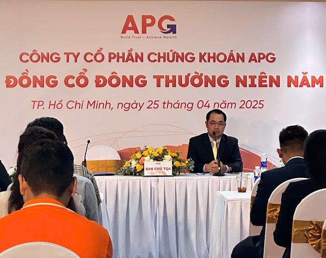 Chứng khoán APG bị phạt và truy thu thuế hơn 25 tỷ đồng. Chứng khoán APG bị phạt và truy thu thuế hơn 25 tỷ đồng.