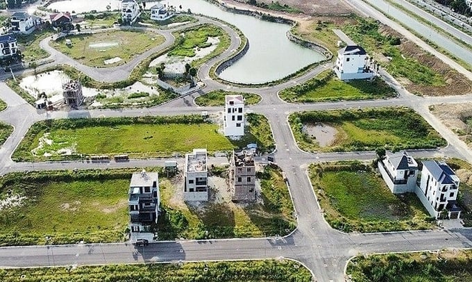 Bộ Tài chính muốn giảm tiền chuyển mục đích sử dụng đất nông nghiệp sang đất ở. Bộ Tài chính muốn giảm tiền chuyển mục đích sử dụng đất nông nghiệp sang đất ở.