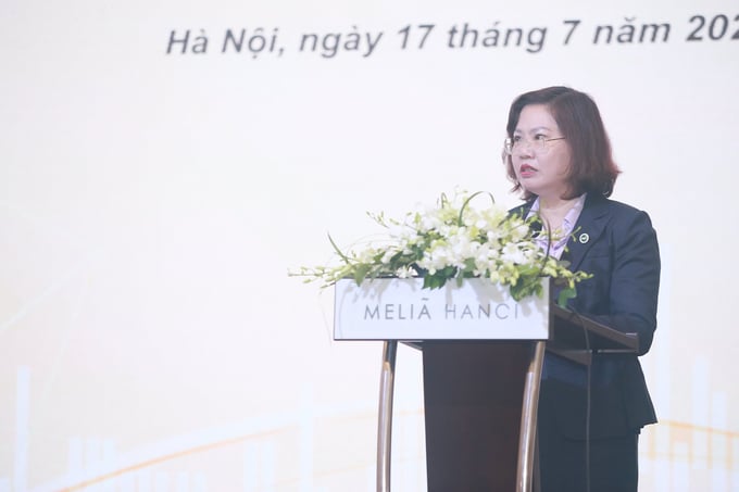 Chủ tịch UBCKNN bà Vũ Thị Chân Phương Chủ tịch UBCKNN bà Vũ Thị Chân Phương