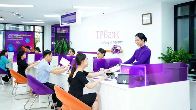 TPBank vừa công bố báo cáo tài chính quý II/2025 với nhiều chỉ số tăng trưởng tích cực. TPBank vừa công bố báo cáo tài chính quý II/2025 với nhiều chỉ số tăng trưởng tích cực.