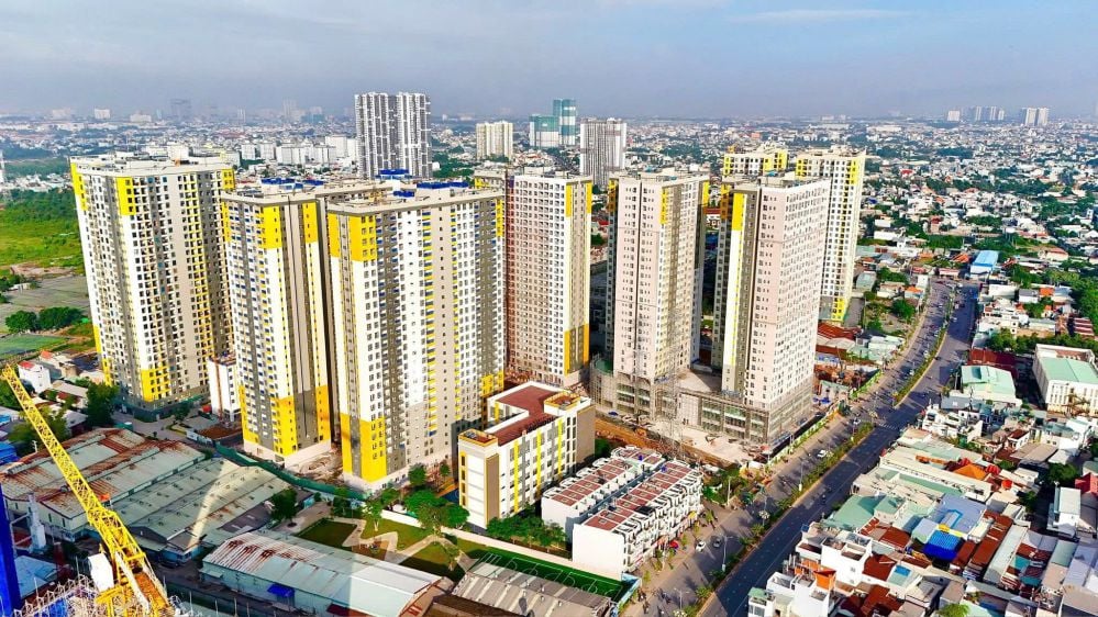 Đánh thuế chuyển nhượng bất động sản: Cú đạp phanh có thể gây sốc thanh khoản - Ảnh 1 Đánh thuế chuyển nhượng bất động sản: Cú đạp phanh có thể gây sốc thanh khoản - Ảnh 1