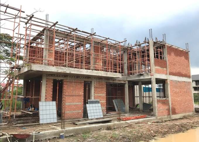 UBND các xã, phường và đặc khu Côn Đảo trên địa bàn Tp.HCM có thẩm quyền cấp giấy phép xây dựng đối với các công trình cấp III, cấp IV và nhà ở riêng lẻ trong phạm vi quản lý của mình. UBND các xã, phường và đặc khu Côn Đảo trên địa bàn Tp.HCM có thẩm quyền cấp giấy phép xây dựng đối với các công trình cấp III, cấp IV và nhà ở riêng lẻ trong phạm vi quản lý của mình.