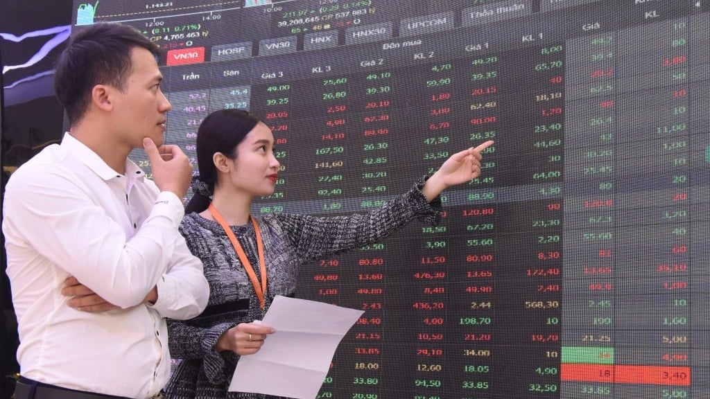 Nhiều cổ phiếu chứng khoán lọt danh sách cổ phiếu tăng mạnh nhất thị trường tuần qua Nhiều cổ phiếu chứng khoán lọt danh sách cổ phiếu tăng mạnh nhất thị trường tuần qua
