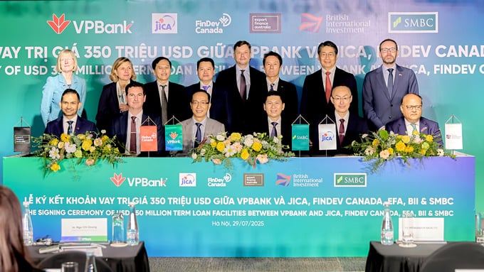 VPBank nhận khoản vay 350 triệu USD thúc đẩy phát triển bền vững - Ảnh 1 VPBank nhận khoản vay 350 triệu USD thúc đẩy phát triển bền vững - Ảnh 1