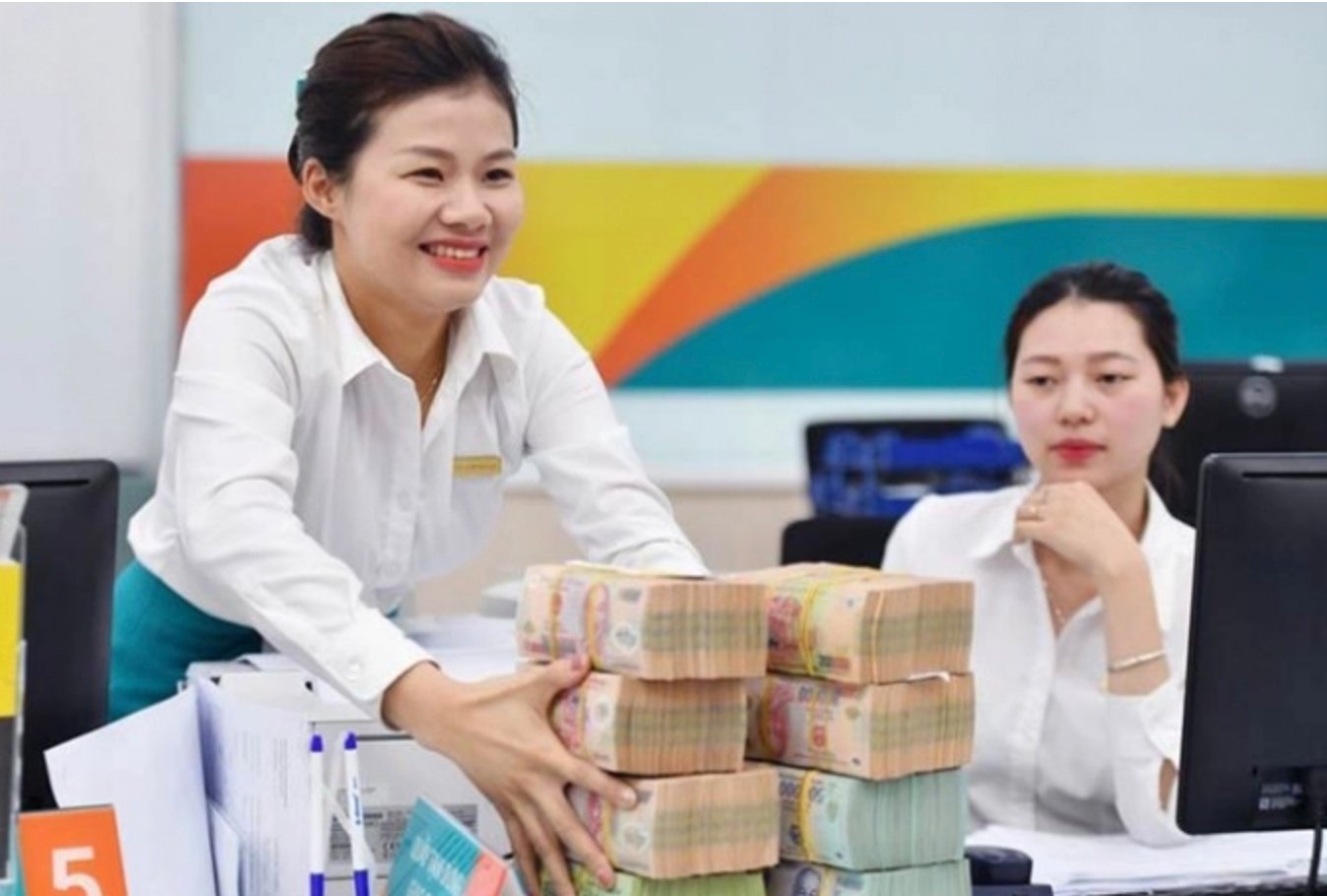 Điểm tên nhưng ngân hàng lợi nhuận trên 10.000 tỷ nửa đầu năm - Ảnh 1 Điểm tên nhưng ngân hàng lợi nhuận trên 10.000 tỷ nửa đầu năm - Ảnh 1