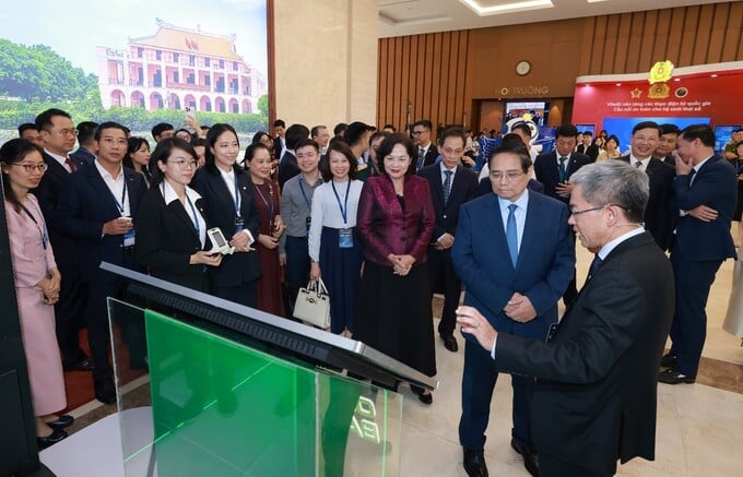 Open Banking đã và đang nhận được sự quan tâm rất lớn từ Chính phủ, các cơ quan ban ngành nhằm đẩy mạnh hoạt động chuyển đổi số trong doanh nghiệp Open Banking đã và đang nhận được sự quan tâm rất lớn từ Chính phủ, các cơ quan ban ngành nhằm đẩy mạnh hoạt động chuyển đổi số trong doanh nghiệp