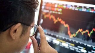 Cổ phiếu 'vua' đưa VN-Index lập đỉnh mới - Ảnh 1 Cổ phiếu 'vua' đưa VN-Index lập đỉnh mới - Ảnh 1