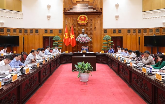 Thường trực Chính phủ họp về tình hình kinh tế - xã hội, chuẩn bị cho phiên họp Chính phủ thường kỳ tháng 7/2025. Thường trực Chính phủ họp về tình hình kinh tế - xã hội, chuẩn bị cho phiên họp Chính phủ thường kỳ tháng 7/2025.