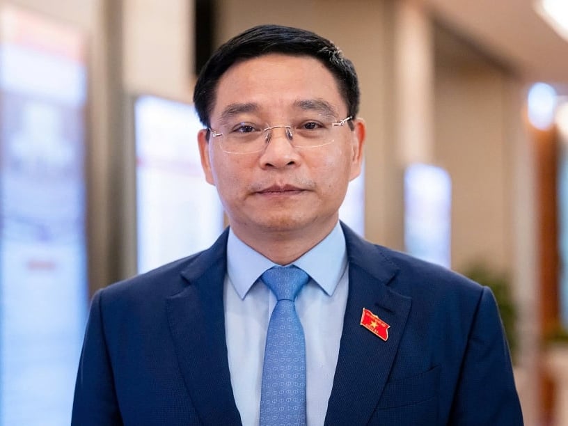 Ông Nguyễn Văn Thắng - Ủy viên Trung ương Đảng, Bộ trưởng Bộ Tài chính. Ông Nguyễn Văn Thắng - Ủy viên Trung ương Đảng, Bộ trưởng Bộ Tài chính.