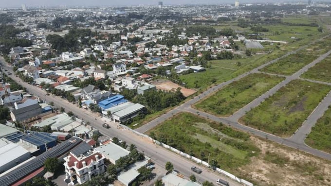 Đất nền đang “nguội lạnh” nhà đầu tư thận trọng hơn - Ảnh 1 Đất nền đang “nguội lạnh” nhà đầu tư thận trọng hơn - Ảnh 1
