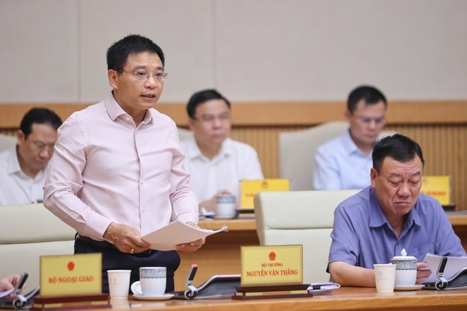 Bộ trưởng Bộ Tài chính Nguyễn Văn Thắng. Bộ trưởng Bộ Tài chính Nguyễn Văn Thắng.