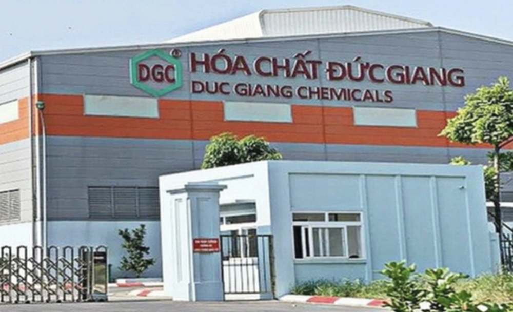 Điểm tin doanh nghiệp 7/8: 5 doanh nghiệp bất ngờ đảo chiều từ lỗ sang lãi trăm tỷ đồng - Ảnh 1 Điểm tin doanh nghiệp 7/8: 5 doanh nghiệp bất ngờ đảo chiều từ lỗ sang lãi trăm tỷ đồng - Ảnh 1