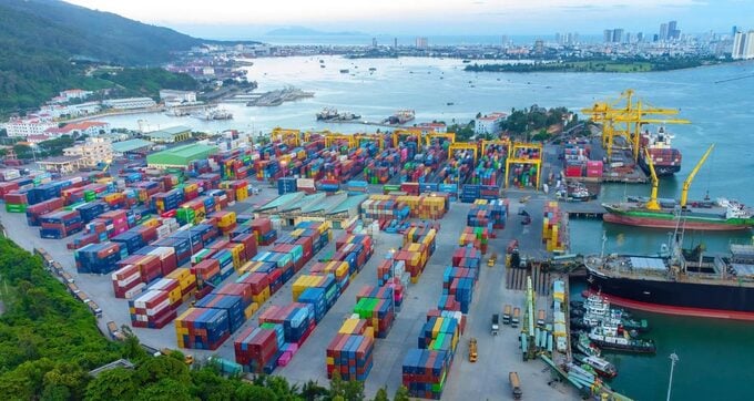 Xuất nhập khẩu hàng hóa của Đà Nẵng từ đầu năm đến nay tăng 11,5% so với cùng kỳ năm trước Xuất nhập khẩu hàng hóa của Đà Nẵng từ đầu năm đến nay tăng 11,5% so với cùng kỳ năm trước