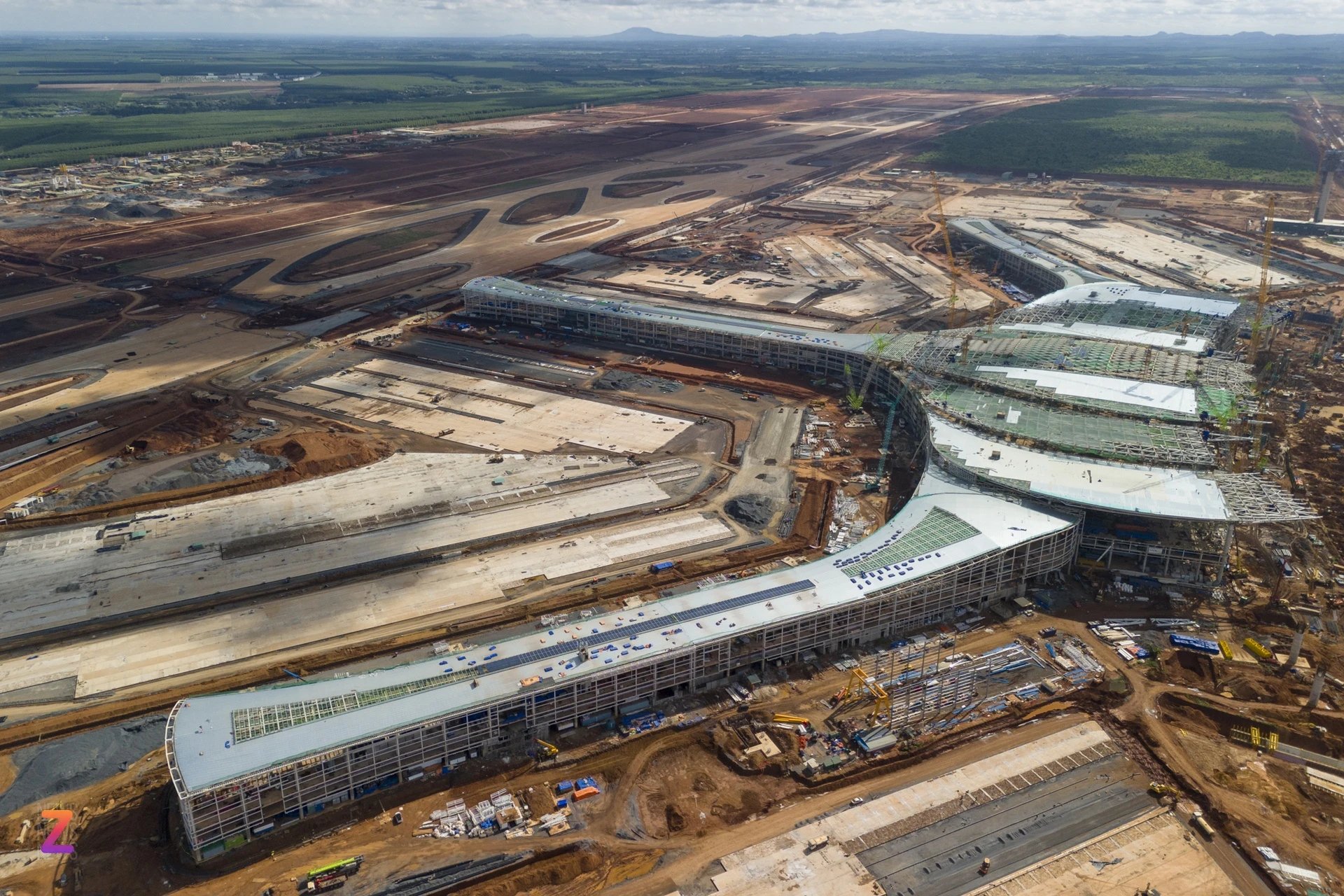 Sân bay Long Thành sắp xong nhưng cao tốc mở rộng, metro vẫn trên giấy - Ảnh 2 Sân bay Long Thành sắp xong nhưng cao tốc mở rộng, metro vẫn trên giấy - Ảnh 2