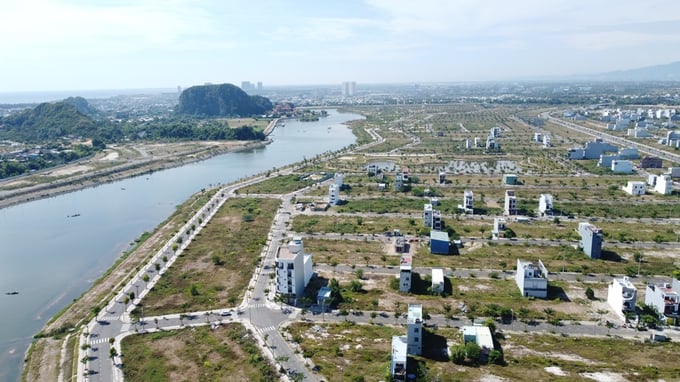 6 tháng đầu năm 2025, thị trường Đà Nẵng có xu hướng tập trung vào đất nền, chiếm tới 91% tổng nguồn cung. Ảnh minh hoạ 6 tháng đầu năm 2025, thị trường Đà Nẵng có xu hướng tập trung vào đất nền, chiếm tới 91% tổng nguồn cung. Ảnh minh hoạ