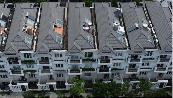 Điển hình như dự án Khu nhà ở cao tầng phường Phú Mỹ, quận 7 (nay là phường Tân Mỹ, Tp.HCM) của Công ty cổ phần đầu tư Bất động sản Hưng Lộc Phát. Điển hình như dự án Khu nhà ở cao tầng phường Phú Mỹ, quận 7 (nay là phường Tân Mỹ, Tp.HCM) của Công ty cổ phần đầu tư Bất động sản Hưng Lộc Phát.