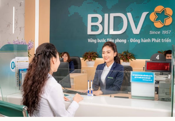 Nửa đầu năm, nợ xấu BIDV tăng 49%, tỷ lệ bao phủ nợ xấu giảm mạnh. Nửa đầu năm, nợ xấu BIDV tăng 49%, tỷ lệ bao phủ nợ xấu giảm mạnh.