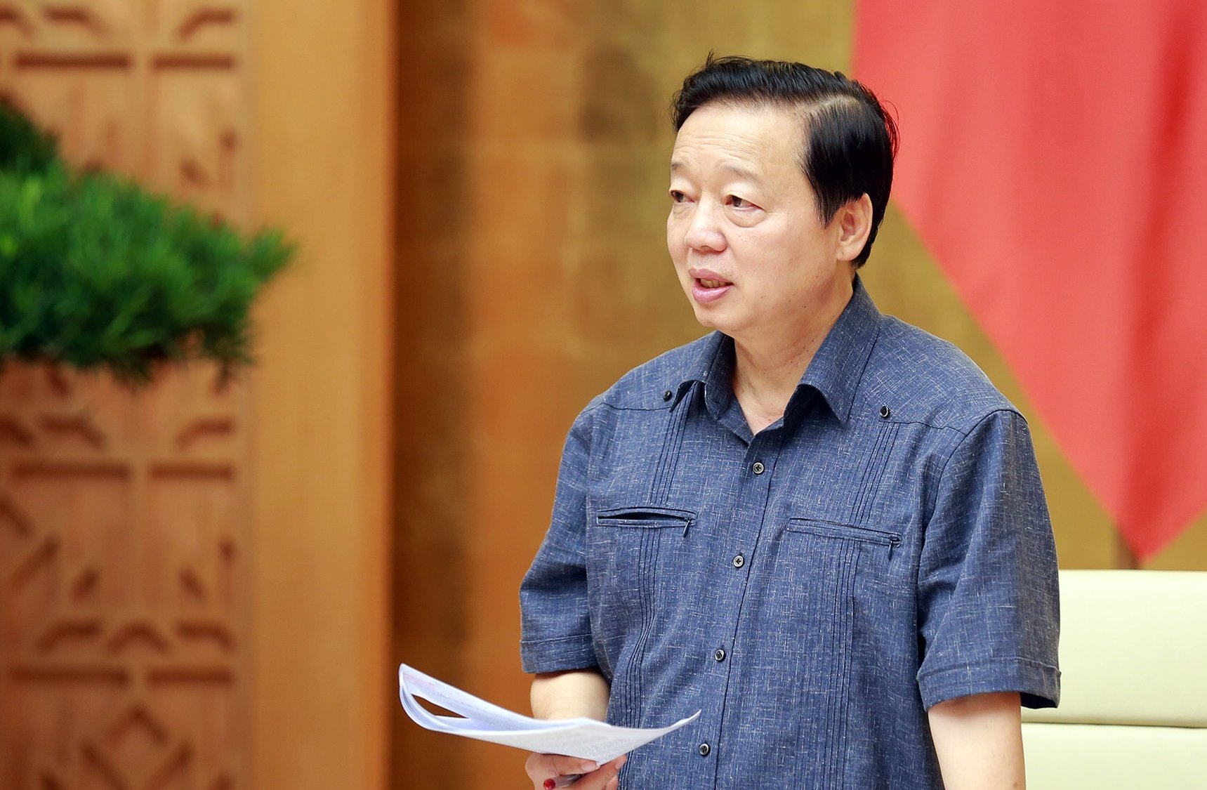 Phó thủ tướng Trần Hồng Hà chủ trì hội nghị trực tiếp kết hợp trực tuyến toàn quốc để góp ý cho dự thảo Luật Đất đai (sửa đổi). Phó thủ tướng Trần Hồng Hà chủ trì hội nghị trực tiếp kết hợp trực tuyến toàn quốc để góp ý cho dự thảo Luật Đất đai (sửa đổi). 