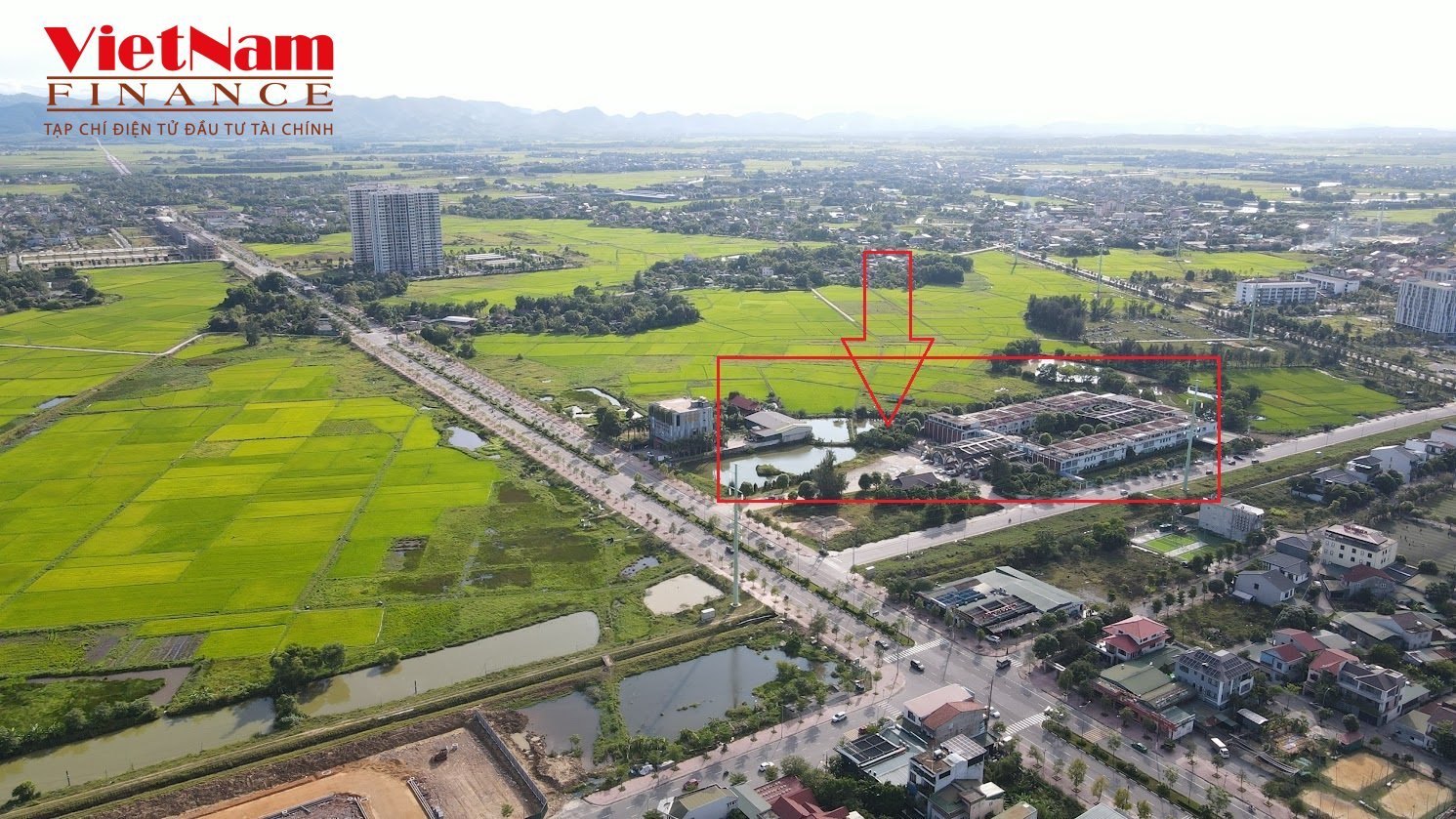 Dự án Khách sạn, Văn phòng cho thuê, TM tổng hợp và Trường Mầm non Quốc tế Trung Kiên được chấp thuận cho Công ty Đức Thắng từ năm 2016 với diện tích gần 1,8ha. Dự án Khách sạn, Văn phòng cho thuê, TM tổng hợp và Trường Mầm non Quốc tế Trung Kiên được chấp thuận cho Công ty Đức Thắng từ năm 2016 với diện tích gần 1,8ha.