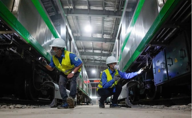 Lợi nhuận Hanoi Metro tăng nhờ lãi từ 1.200 tỷ đồng gửi ngân hàng. Lợi nhuận Hanoi Metro tăng nhờ lãi từ 1.200 tỷ đồng gửi ngân hàng.