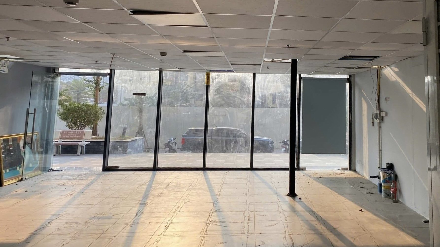 Shophouse chân đế chung cư: Vì sao nhiều nơi bỏ trống? - Ảnh 2 Shophouse chân đế chung cư: Vì sao nhiều nơi bỏ trống? - Ảnh 2