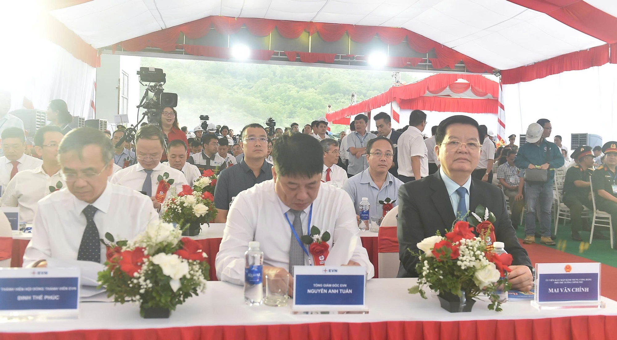 TỔNG THUẬT: Lễ khởi công, khánh thành 250 công trình tiêu biểu trên cả nước chào mừng Cách mạng tháng Tám và Quốc khánh 2/9 - Ảnh 24 TỔNG THUẬT: Lễ khởi công, khánh thành 250 công trình tiêu biểu trên cả nước chào mừng Cách mạng tháng Tám và Quốc khánh 2/9 - Ảnh 24