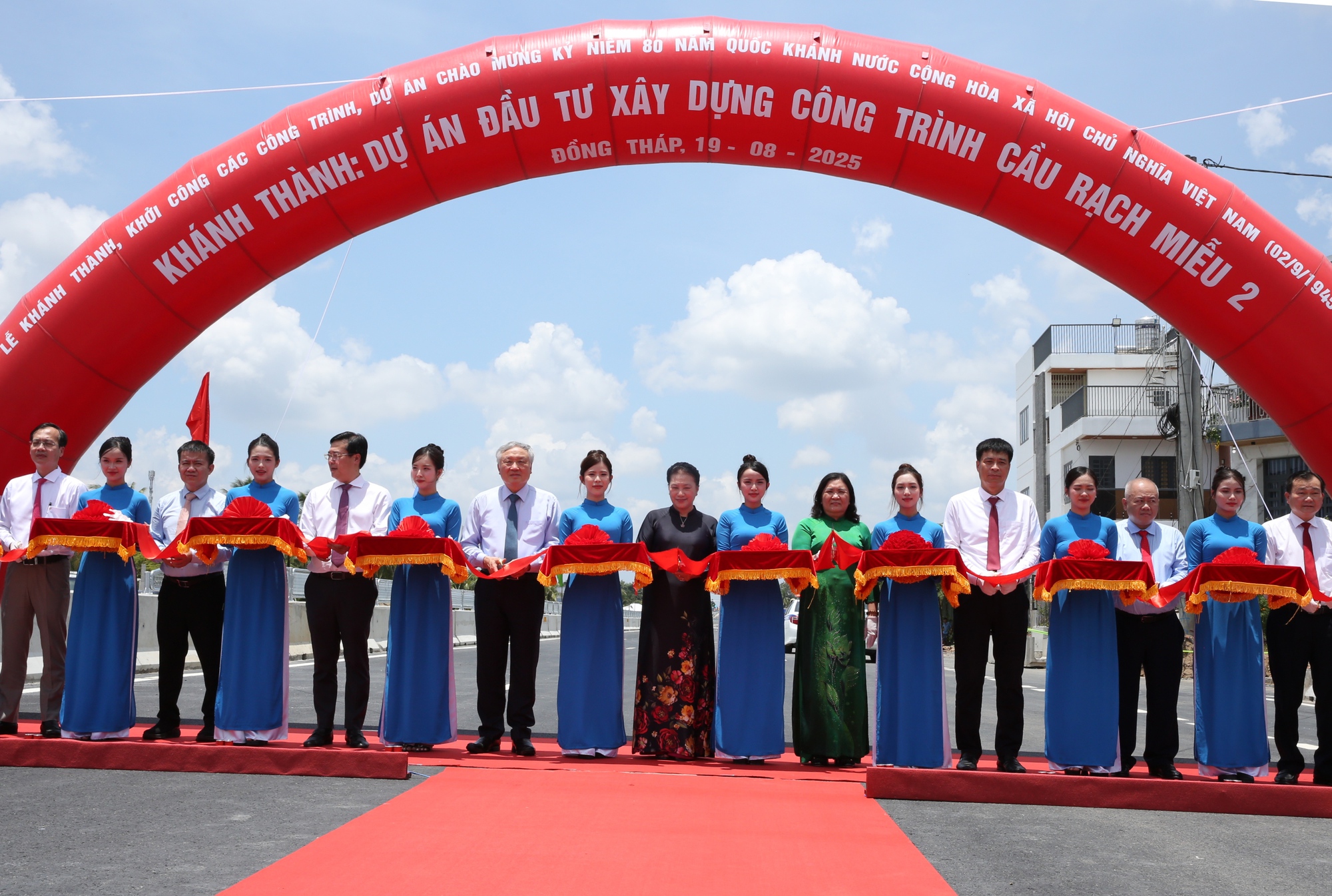 TỔNG THUẬT: Lễ khởi công, khánh thành 250 công trình tiêu biểu trên cả nước chào mừng Cách mạng tháng Tám và Quốc khánh 2/9 - Ảnh 15 TỔNG THUẬT: Lễ khởi công, khánh thành 250 công trình tiêu biểu trên cả nước chào mừng Cách mạng tháng Tám và Quốc khánh 2/9 - Ảnh 15