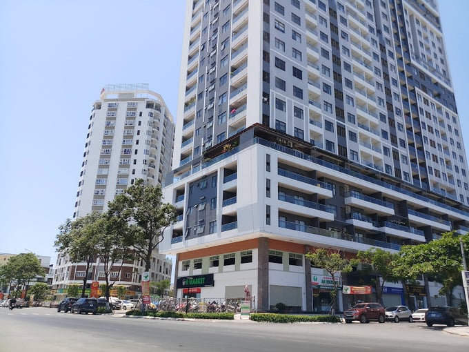 Hơn 180 hộ dân mua căn hộ tại block B chung cư Monarchy vẫn chưa được cấp GCNQSDĐ Hơn 180 hộ dân mua căn hộ tại block B chung cư Monarchy vẫn chưa được cấp GCNQSDĐ 