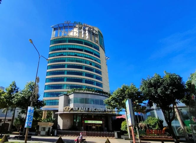 VietinBank rao bán khoản nợ hơn 400 tỷ liên quan đại gia Đức Long Gia Lai. VietinBank rao bán khoản nợ hơn 400 tỷ liên quan đại gia Đức Long Gia Lai. 