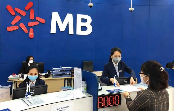 MB đã trở thành ngân hàng có vốn điều lệ cao thứ hai trong toàn hệ thống, chỉ xếp sau Vietcombank (83.557 tỷ đồng). MB đã trở thành ngân hàng có vốn điều lệ cao thứ hai trong toàn hệ thống, chỉ xếp sau Vietcombank (83.557 tỷ đồng).