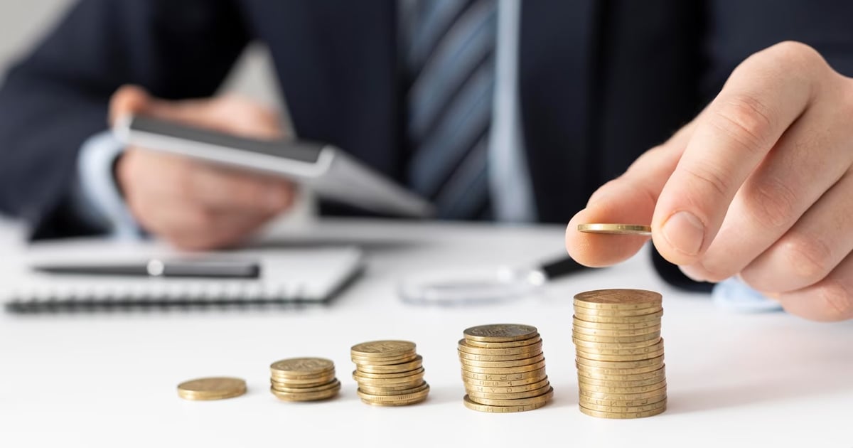 Vay mua nhà, mua xe: Rủi ro bẫy nợ cá nhân, nguy cơ khủng hoảng tài chính - Ảnh 1 Vay mua nhà, mua xe: Rủi ro bẫy nợ cá nhân, nguy cơ khủng hoảng tài chính - Ảnh 1