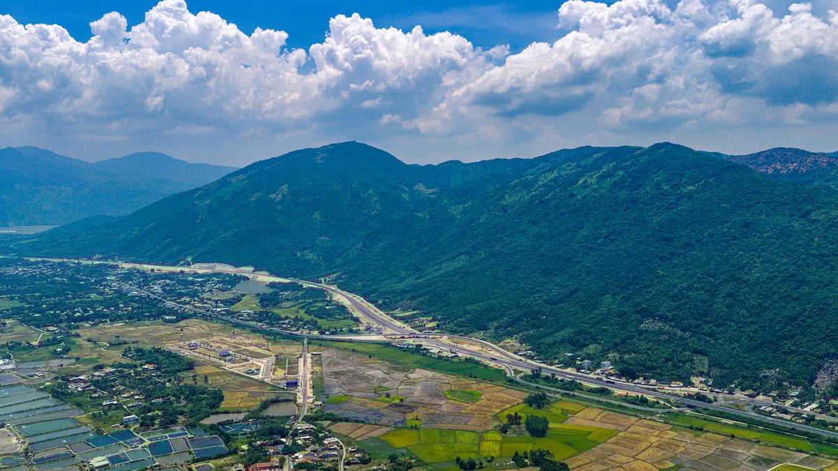 Khải sát cao tốc Vân Phong - Nha Trang trước ngày thông xe toàn tuyến - Ảnh 14 Khải sát cao tốc Vân Phong - Nha Trang trước ngày thông xe toàn tuyến - Ảnh 14