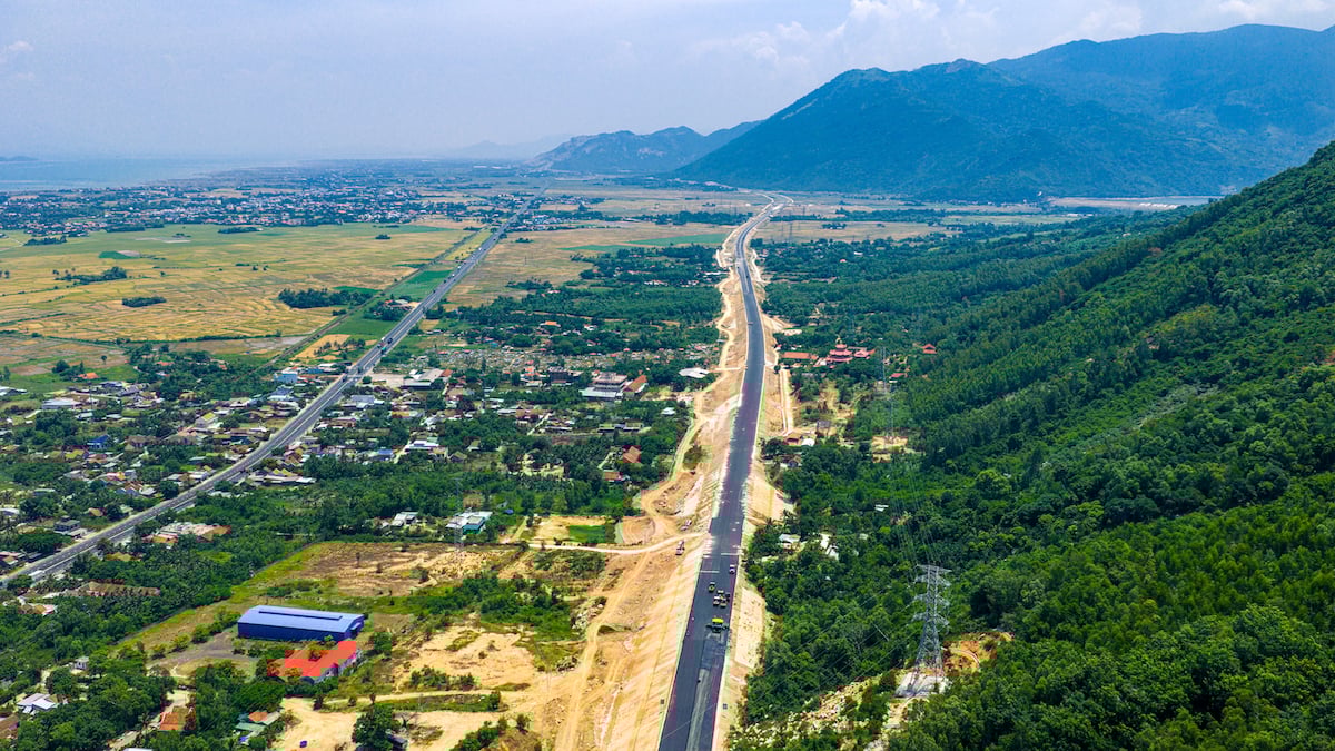 Khải sát cao tốc Vân Phong - Nha Trang trước ngày thông xe toàn tuyến - Ảnh 18 Khải sát cao tốc Vân Phong - Nha Trang trước ngày thông xe toàn tuyến - Ảnh 18