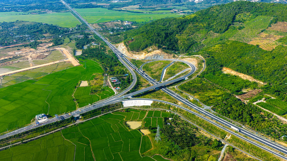 Khải sát cao tốc Vân Phong - Nha Trang trước ngày thông xe toàn tuyến - Ảnh 22 Khải sát cao tốc Vân Phong - Nha Trang trước ngày thông xe toàn tuyến - Ảnh 22