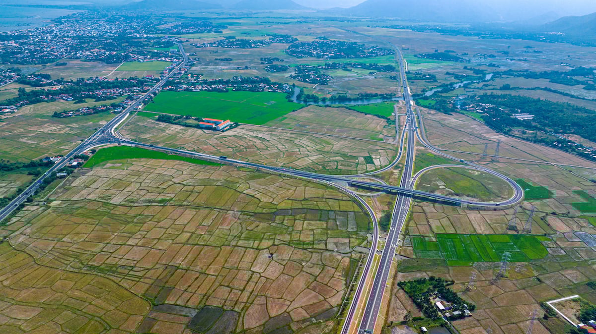 Khải sát cao tốc Vân Phong - Nha Trang trước ngày thông xe toàn tuyến - Ảnh 23 Khải sát cao tốc Vân Phong - Nha Trang trước ngày thông xe toàn tuyến - Ảnh 23